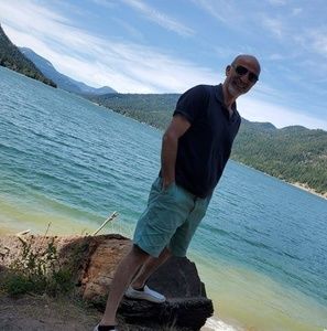 Meet your Posher, Edouardos